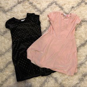 Crushed velvet with gold accent dots!!